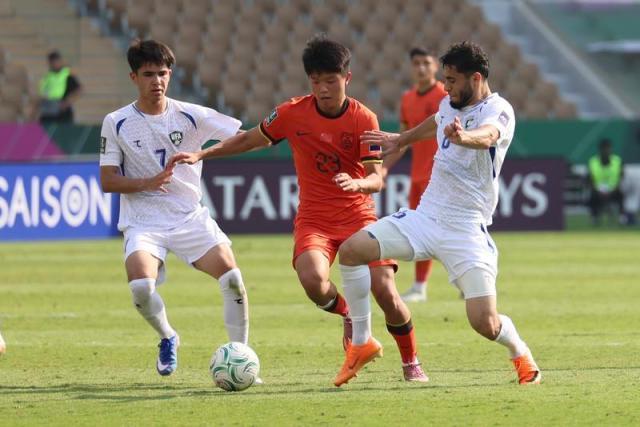 开云体育下载-【U23亚洲杯】U23国足晋级四强！点球大战4比2胜乌兹